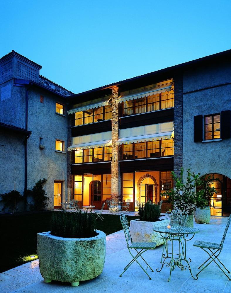 Hotel Arcadio 4*